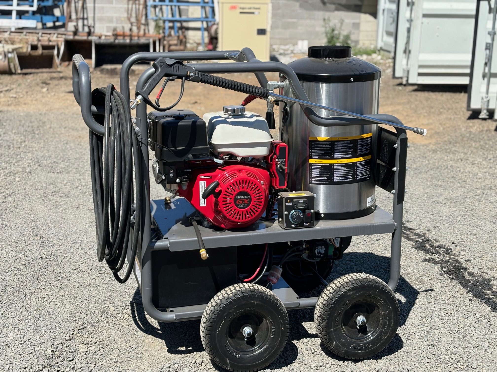 4000PSI on cart hot/cold